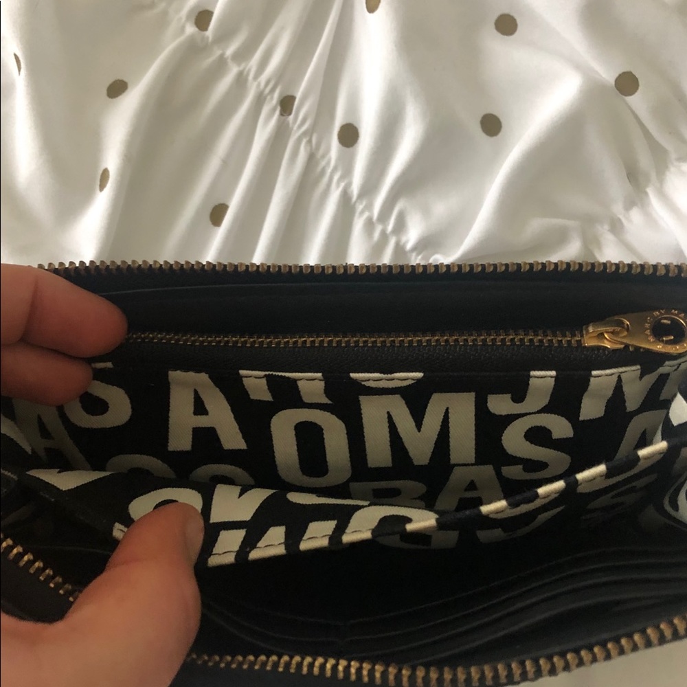 Marc Jacobs Wallet - Picture 4 of 5